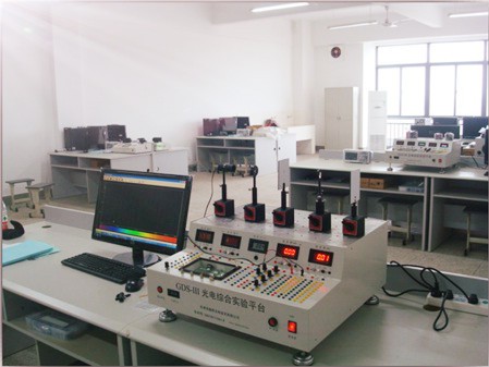 2016年平均月薪前十名專業(yè)，你家上榜了嗎？電子產(chǎn)品技術(shù)開(kāi)發(fā)與銷售專業(yè)表現(xiàn)如何